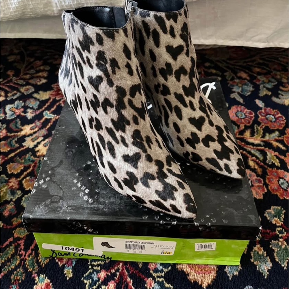 Sam Edelman Kinzey Grey Leopard kitten heel booties
